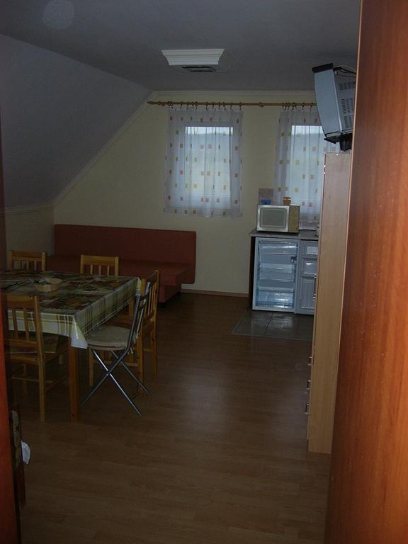 Kustanygyongye Vendeghaz Kehidakustany Apartment Luaran gambar